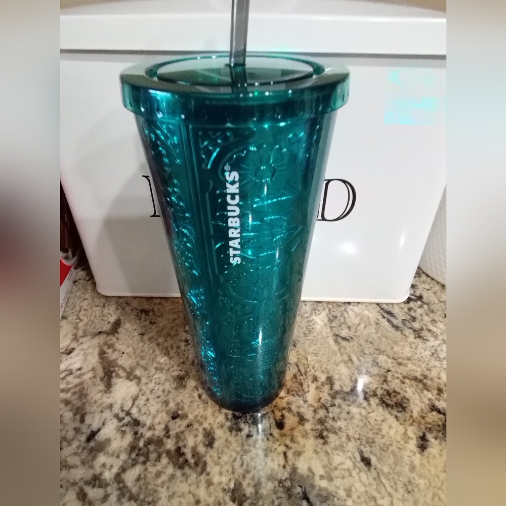 2017 Starbucks tumbler